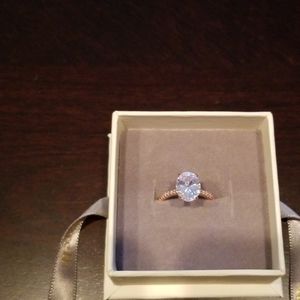 Cubic zirconia pear shaped ring